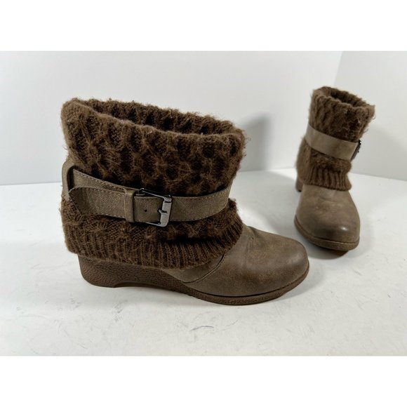 Mukluks Shoes - Mukluks Womens Winter Boots Brown Sweater Knit Ankle Wedge Low Heel Buckle 6